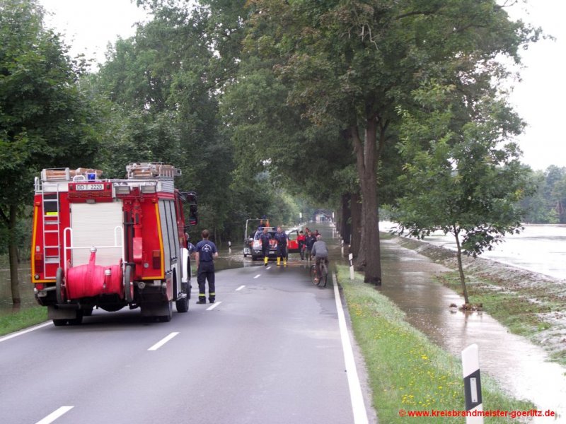 Einsatz der BF Dresden (B115 Krauschwitz Richtung Bad Muskau)